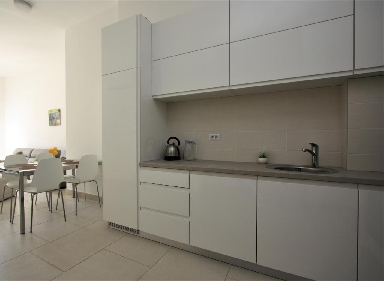 Brand New Apartment Morinj B01 By Cmm Kotor Extérieur photo